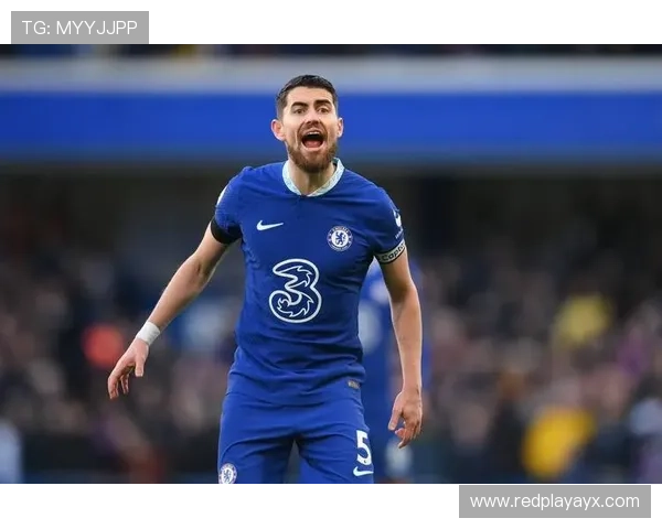 若日尼奥战术适配性成焦点,教练组详解其在球队体系中的关键作用